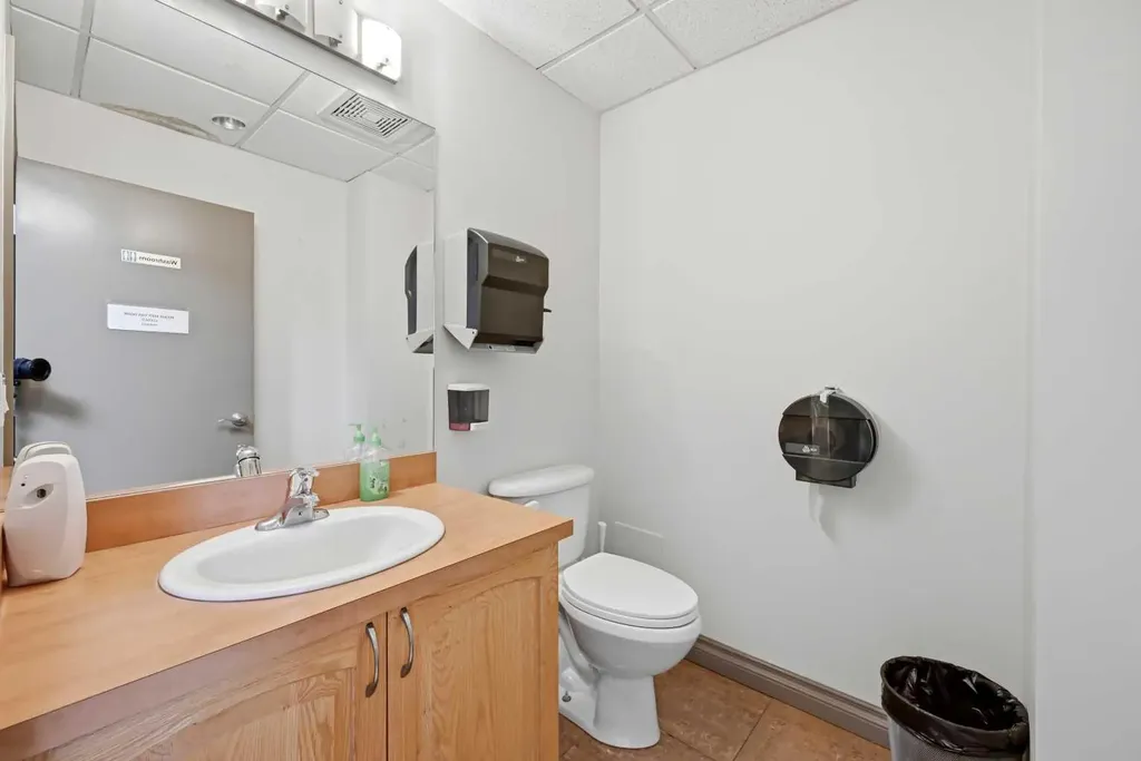 7 Westwinds Crescent NE Calgary AB T3J 5H2