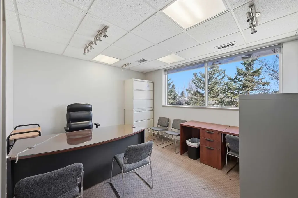 7 Westwinds Crescent NE Calgary AB T3J 5H2