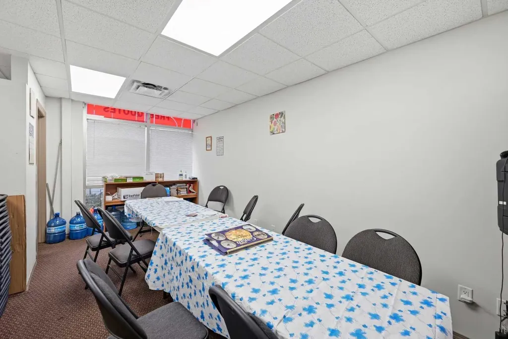 7 Westwinds Crescent NE Calgary AB T3J 5H2