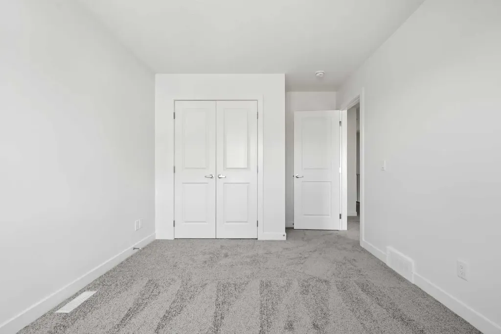 848 83 Street SW Calgary AB T3H 6M8