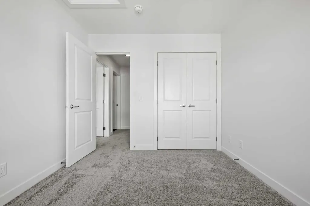 848 83 Street SW Calgary AB T3H 6M8