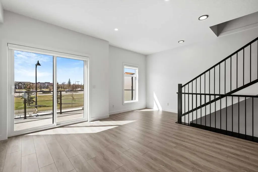 848 83 Street SW Calgary AB T3H 6M8