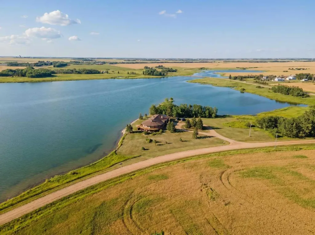 48208 Range Road 124 Rural Beaver County AB T0B 4N0