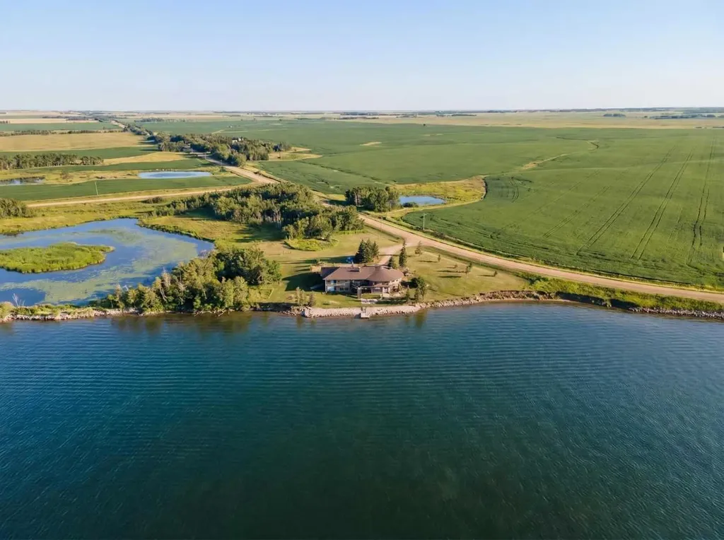 48208 Range Road 124 Rural Beaver County AB T0B 4N0