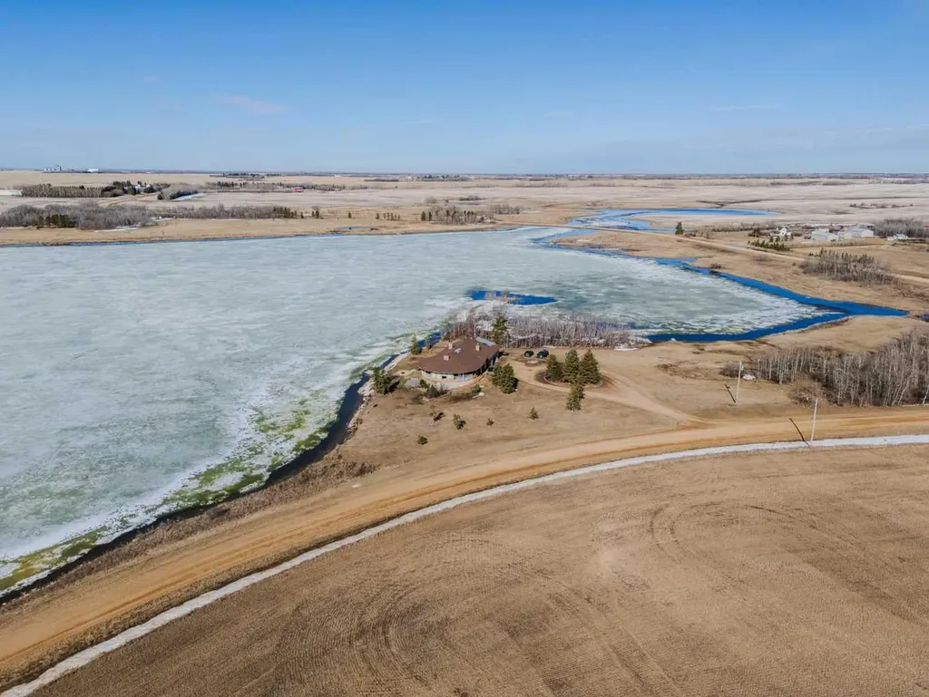 48208 Range Road 124 Rural Beaver County AB T0B 4N0