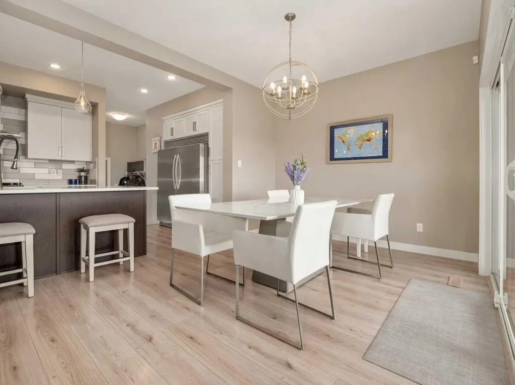 413 Devonia Way W Lethbridge AB T1J 5J7