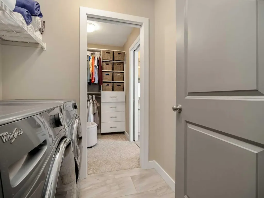 413 Devonia Way W Lethbridge AB T1J 5J7