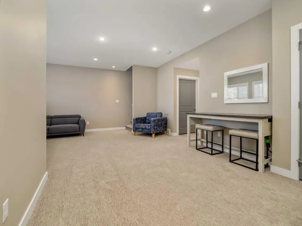 413 Devonia Way W Lethbridge AB T1J 5J7