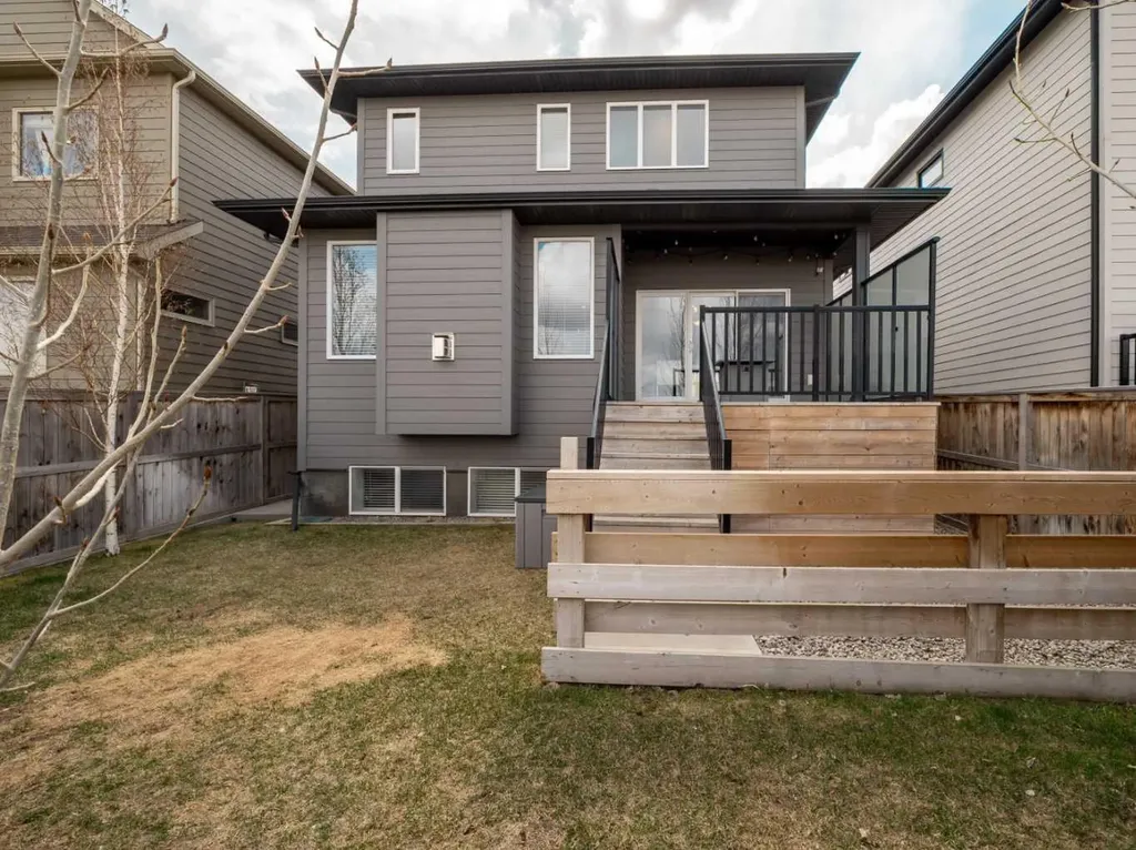 413 Devonia Way W Lethbridge AB T1J 5J7