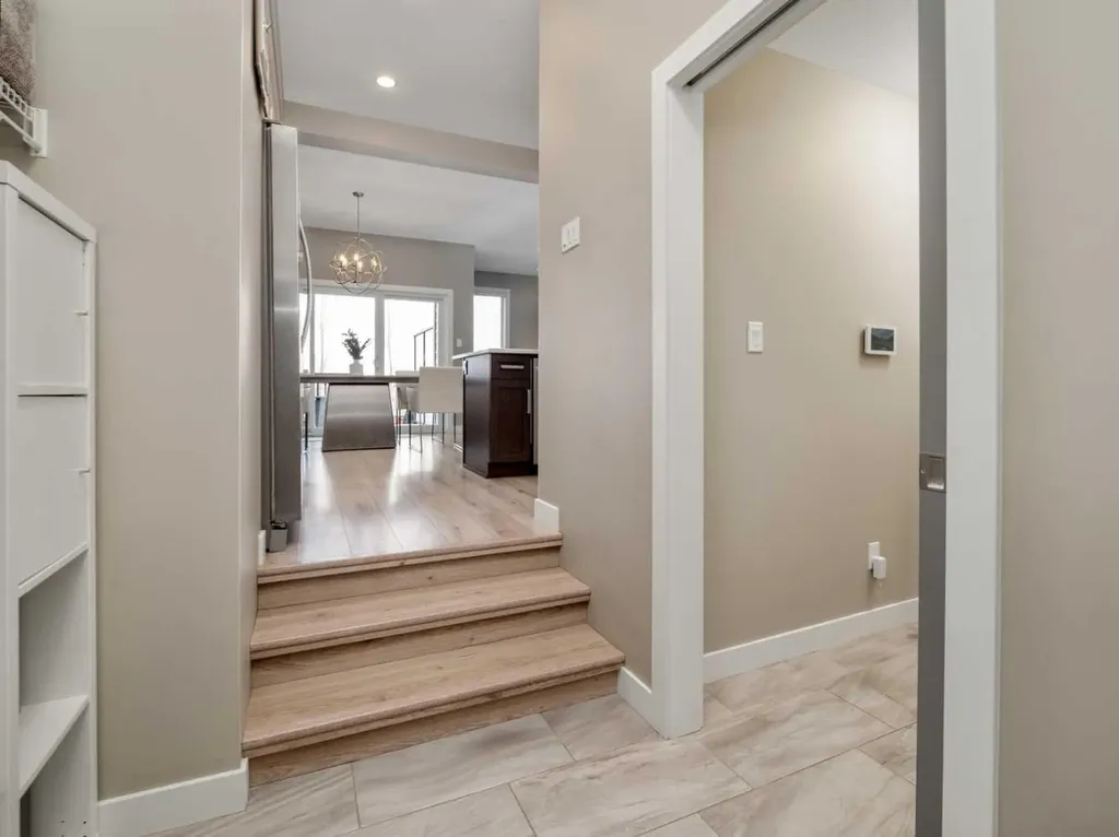 413 Devonia Way W Lethbridge AB T1J 5J7