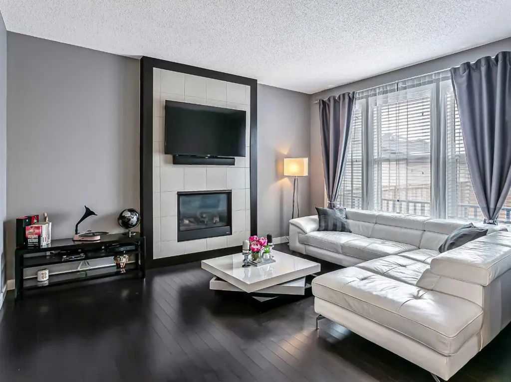 23 Marquis Link SE Calgary AB T3M 1Z5