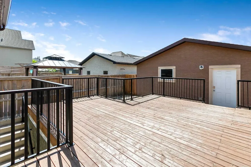 23 Marquis Link SE Calgary AB T3M 1Z5