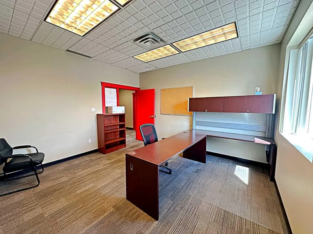 9902 Franklin Avenue Fort Mcmurray AB T9H 2K5