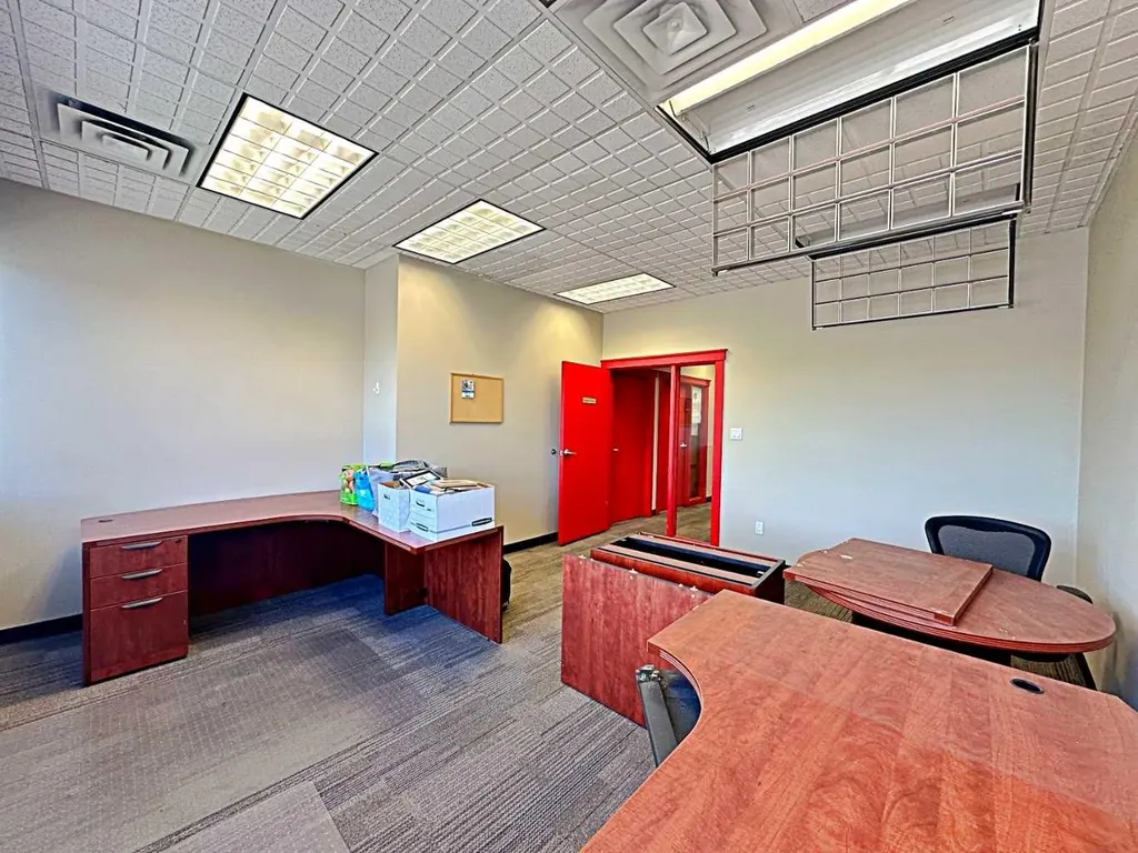 9902 Franklin Avenue Fort Mcmurray AB T9H 2K5