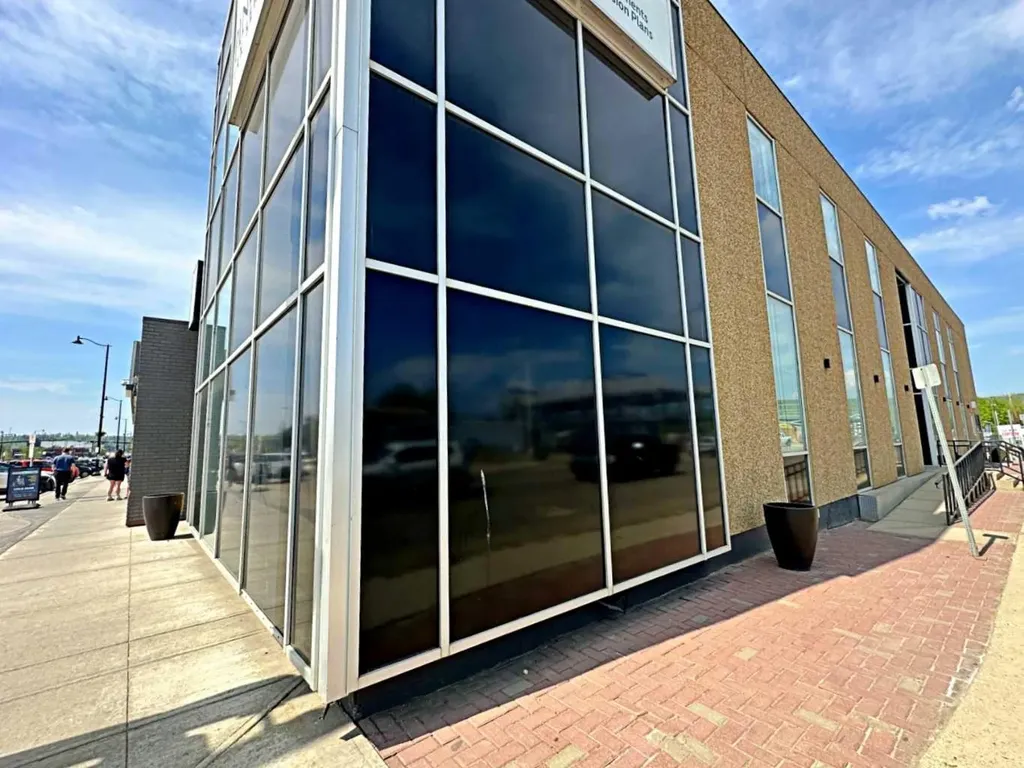 9902 Franklin Avenue Fort Mcmurray AB T9H 2K5