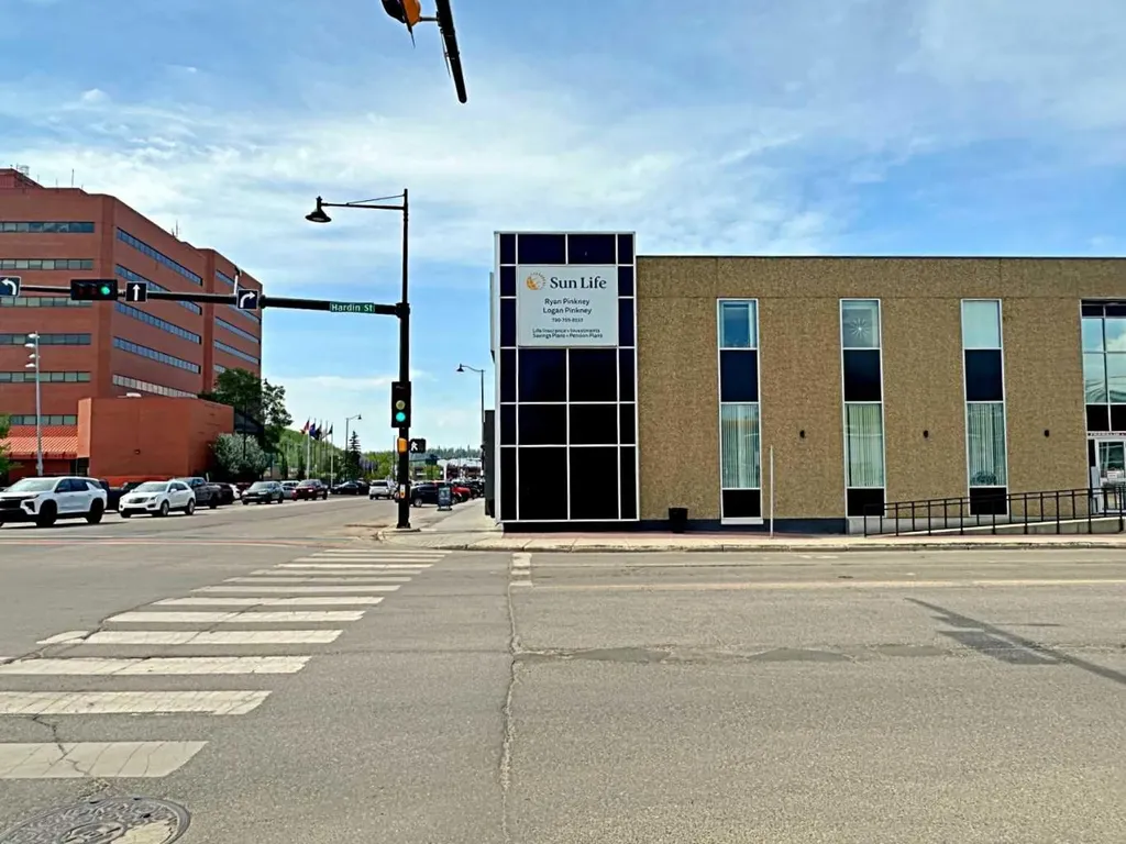 9902 Franklin Avenue Fort Mcmurray AB T9H 2K5