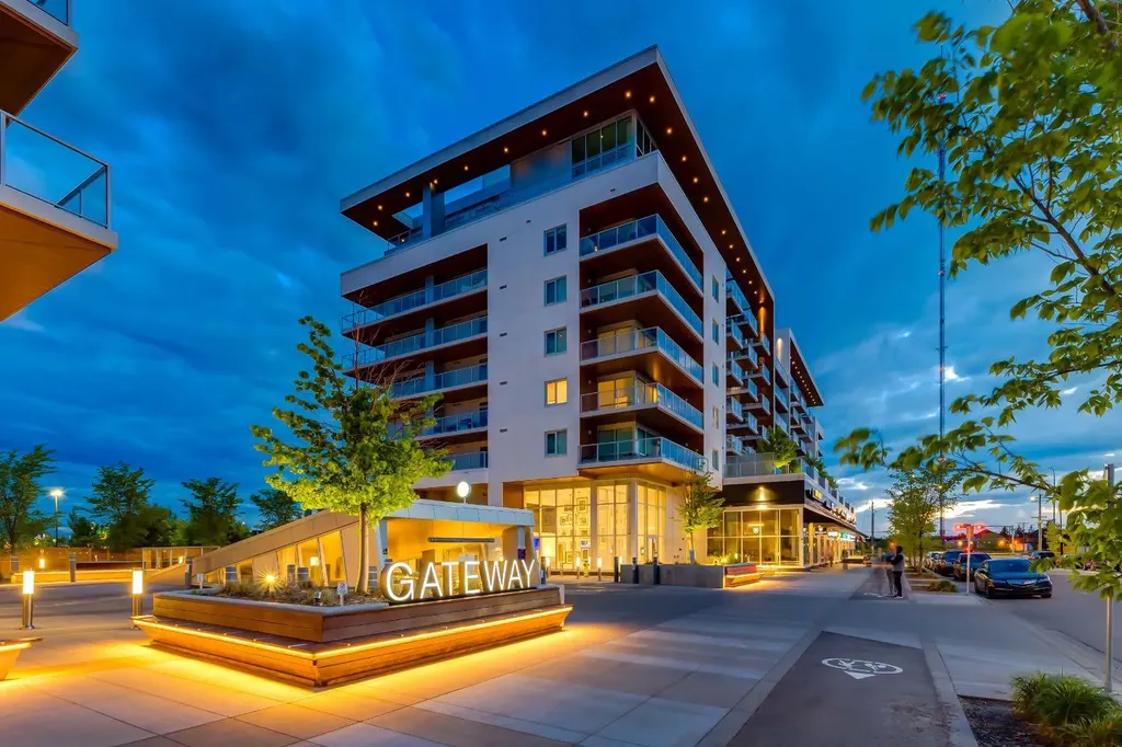 8505 Broadcast Avenue SW Calgary AB T3H 6B5