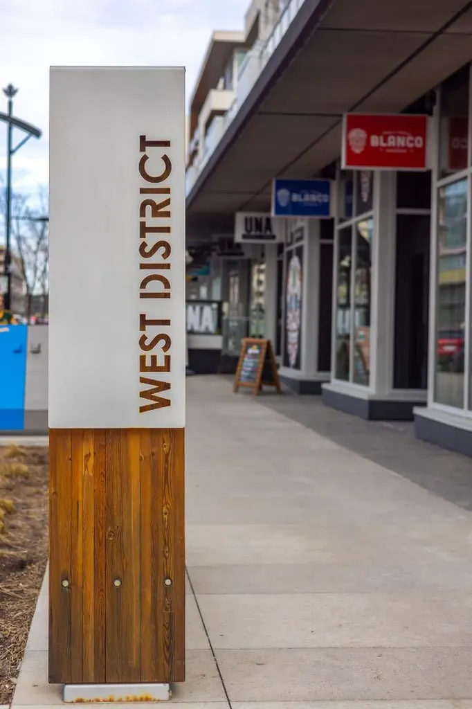 8505 Broadcast Avenue SW Calgary AB T3H 6B5