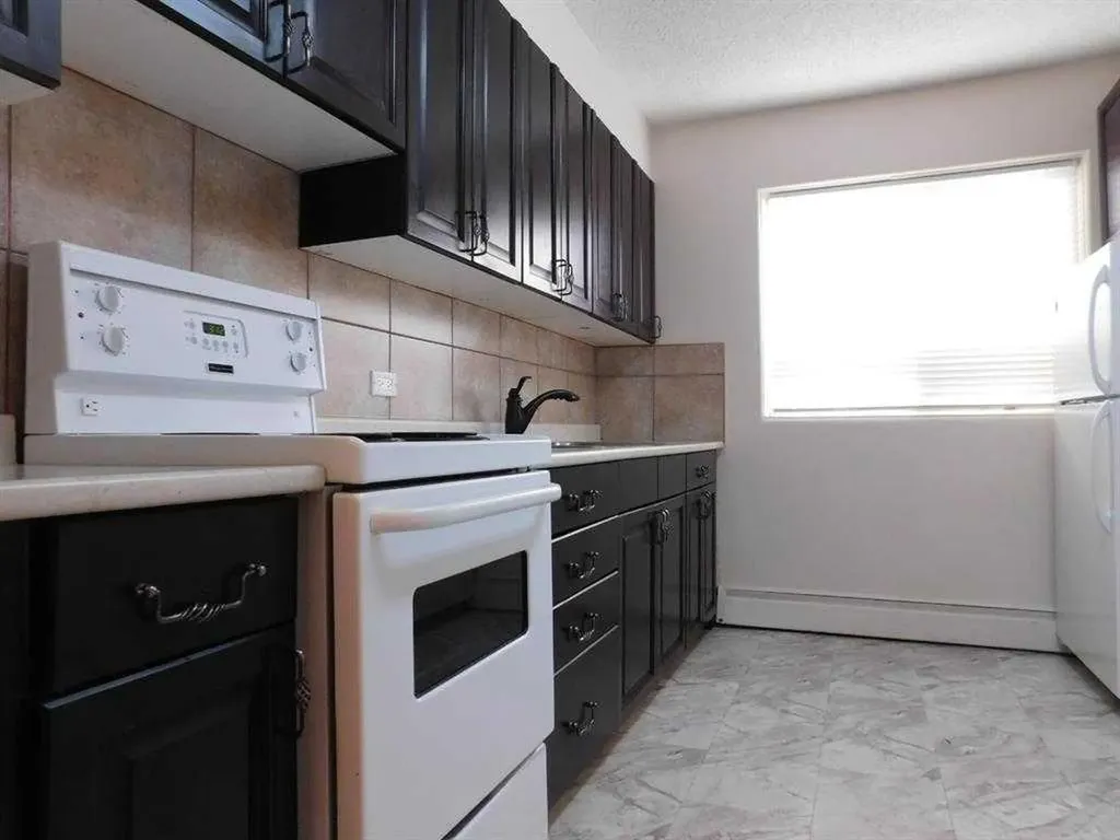 1309 12 Avenue SW Calgary AB T3C0P6