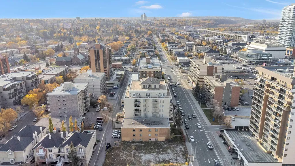1309 12 Avenue SW Calgary AB T3C0P6