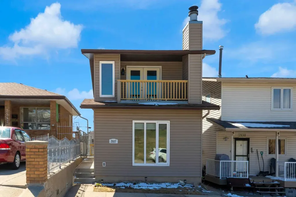 2537 9 Avenue SE Calgary AB T2A 0B4