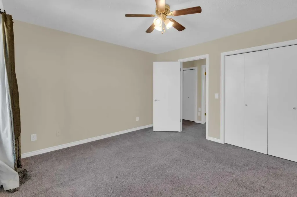 2537 9 Avenue SE Calgary AB T2A 0B4