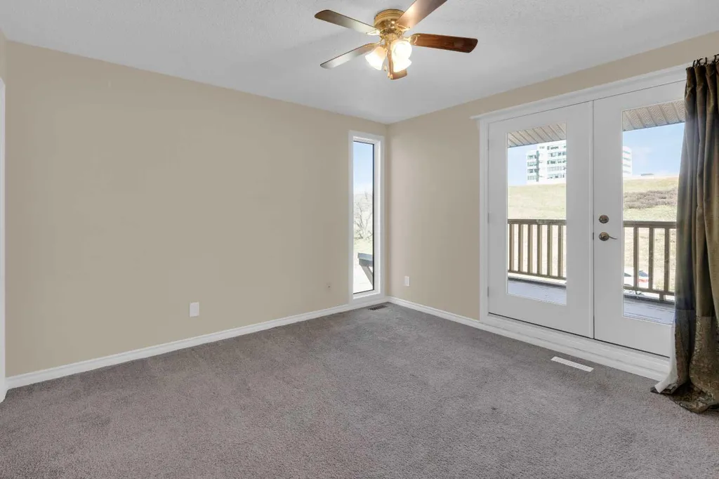 2537 9 Avenue SE Calgary AB T2A 0B4