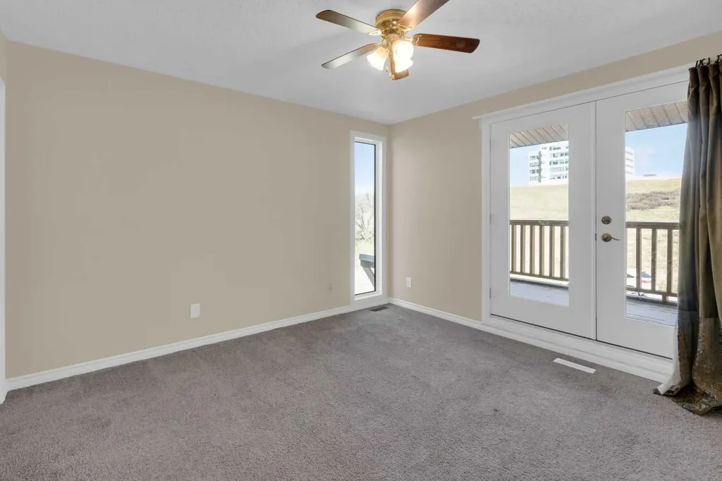 2537 9 Avenue SE Calgary AB T2A 0B4