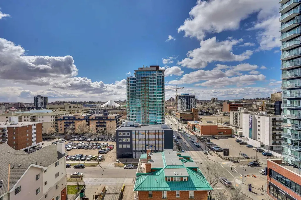 135 13 Avenue SW Calgary AB T2R0V8