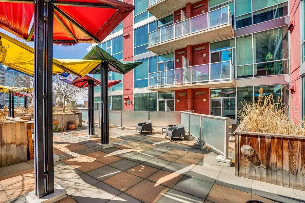 135 13 Avenue SW Calgary AB T2R0V8