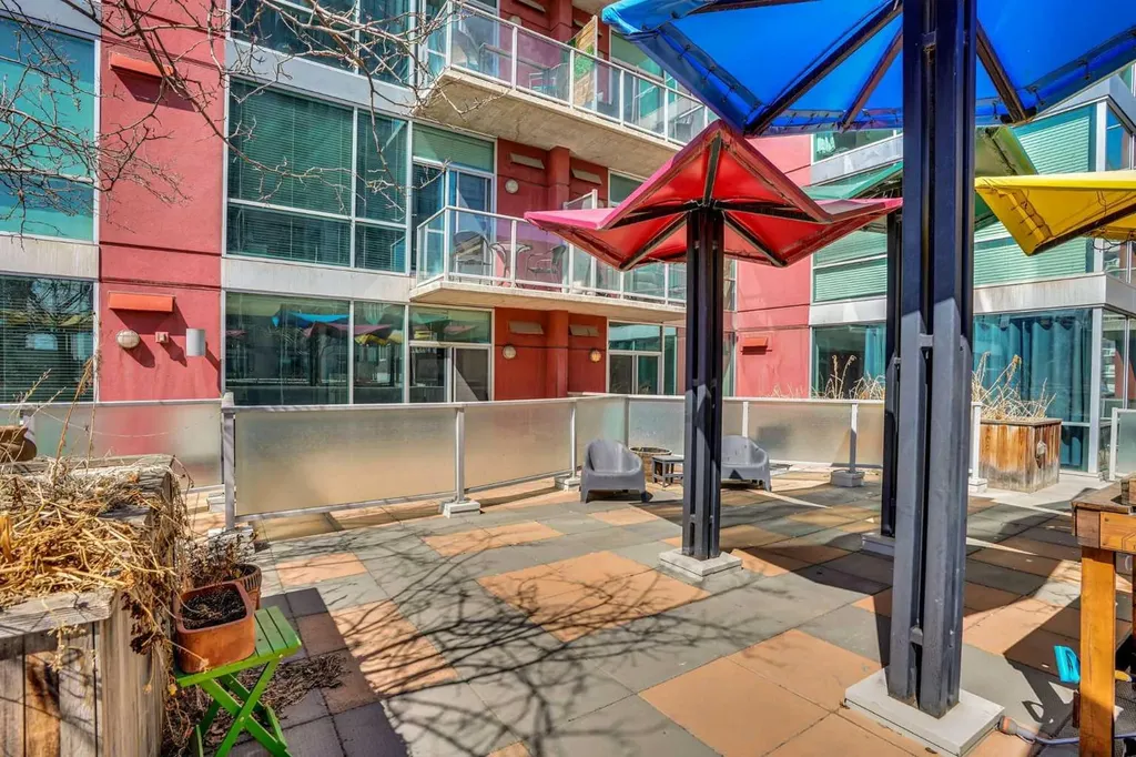 135 13 Avenue SW Calgary AB T2R0V8