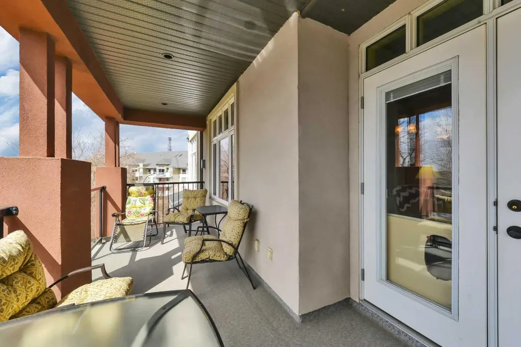 5213 61 Street Red Deer AB T4N 6N5