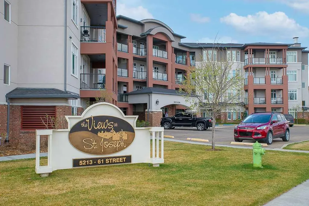 5213 61 Street Red Deer AB T4N 6N5