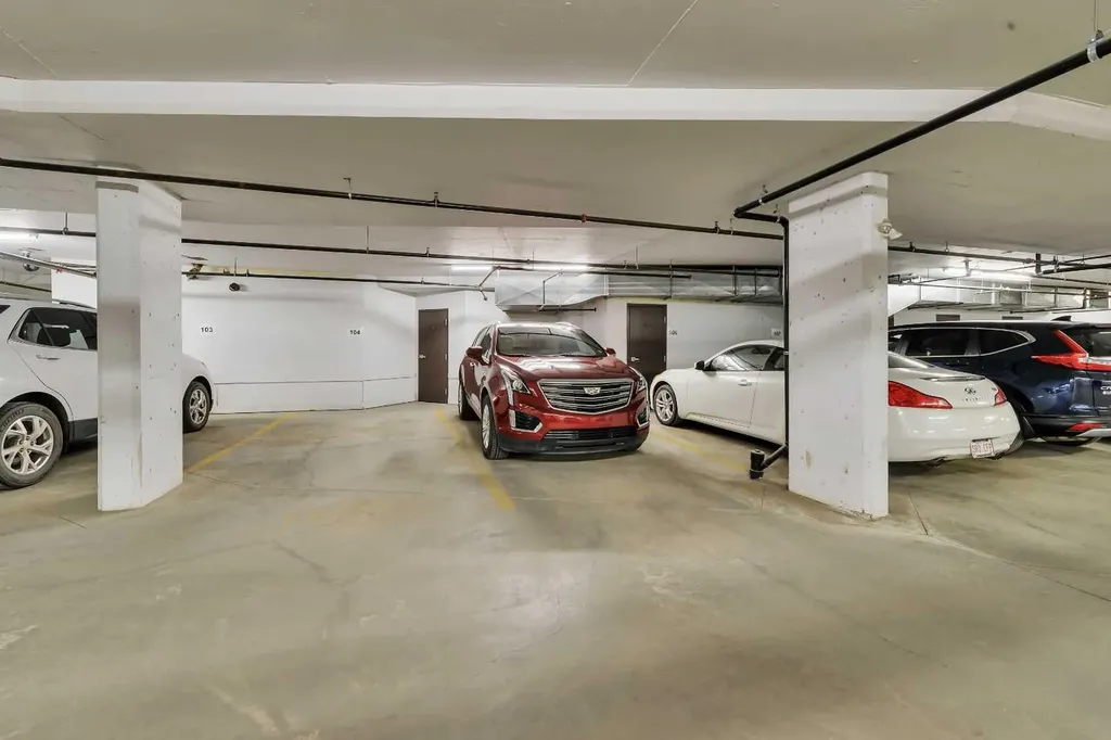 5213 61 Street Red Deer AB T4N 6N5