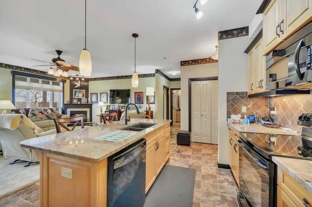 5213 61 Street Red Deer AB T4N 6N5