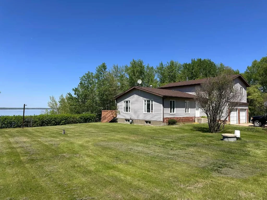 13428 Lakeland Drive Rural Lac La Biche County AB T0A 2C1