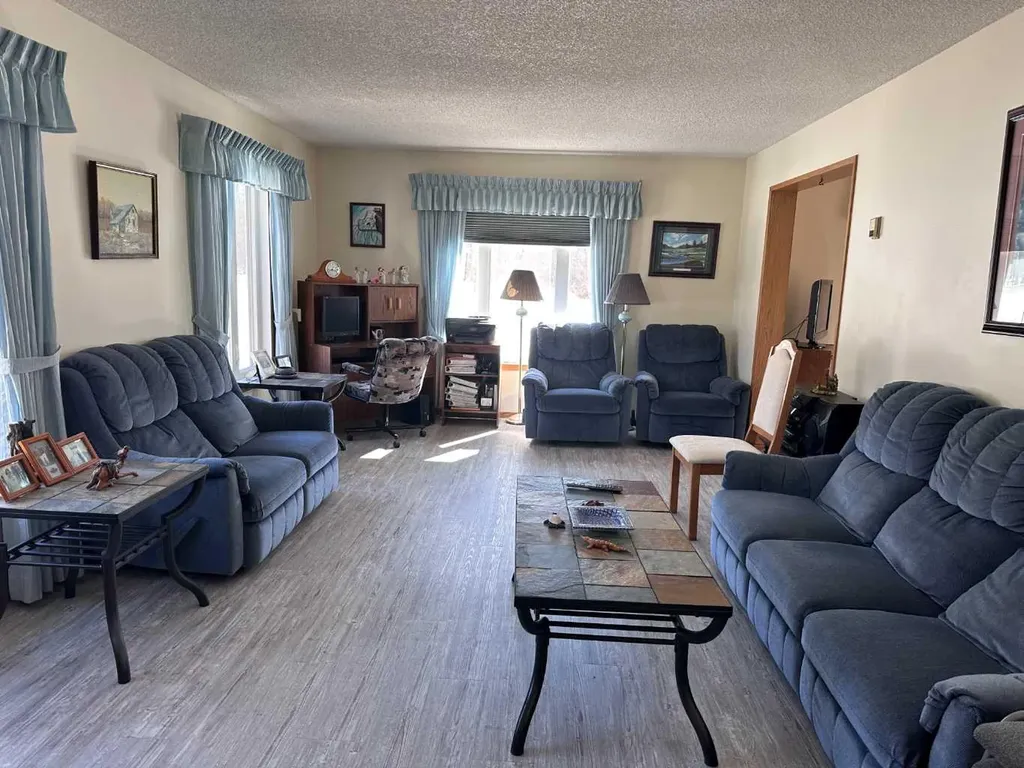 13428 Lakeland Drive Rural Lac La Biche County AB T0A 2C1