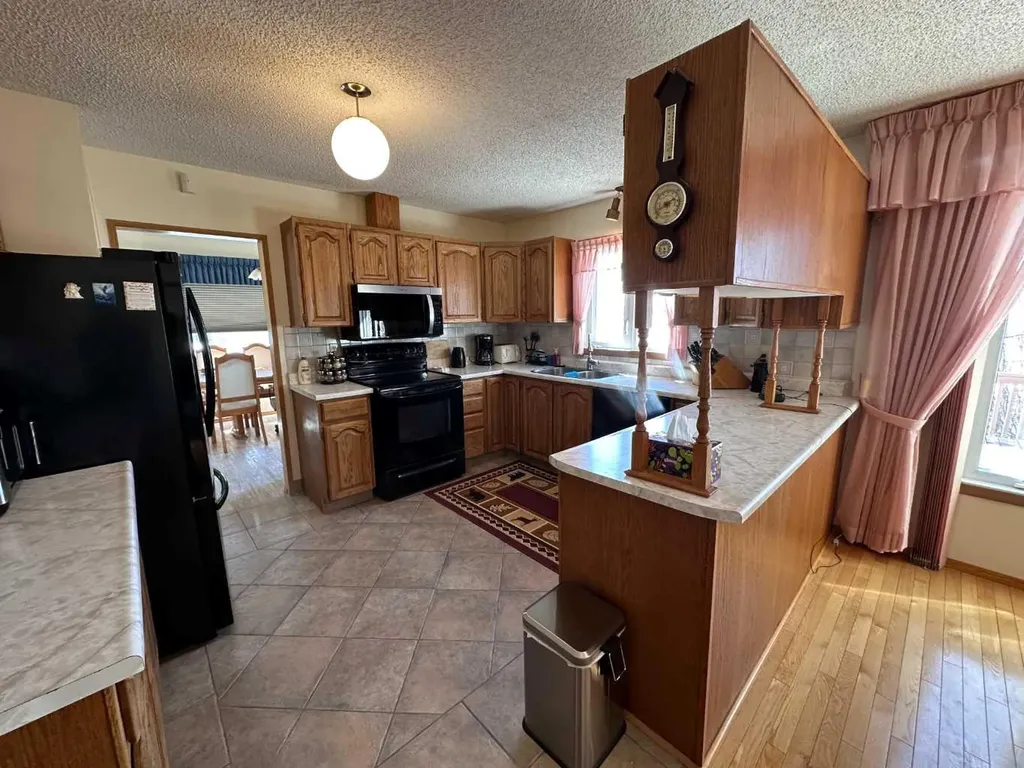 13428 Lakeland Drive Rural Lac La Biche County AB T0A 2C1