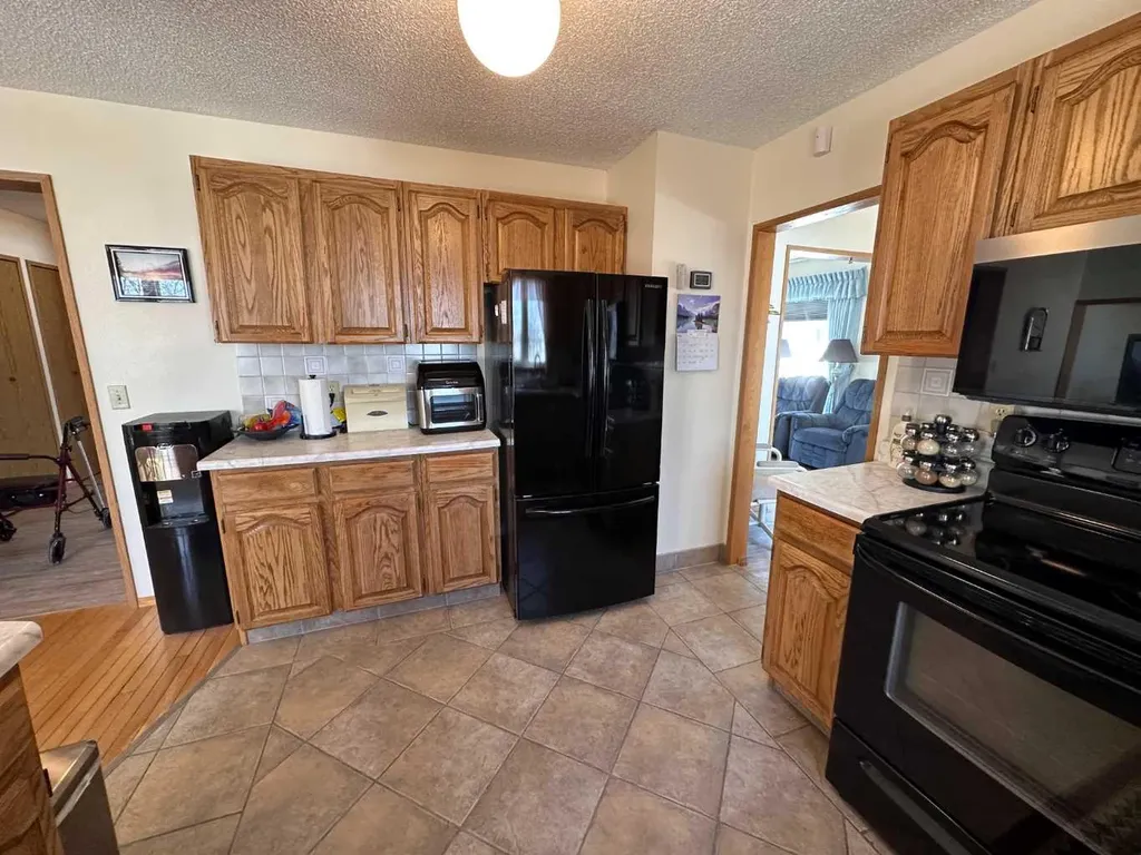 13428 Lakeland Drive Rural Lac La Biche County AB T0A 2C1
