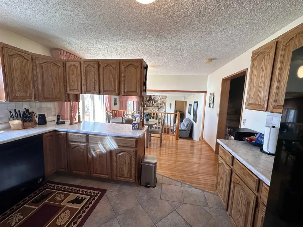 13428 Lakeland Drive Rural Lac La Biche County AB T0A 2C1