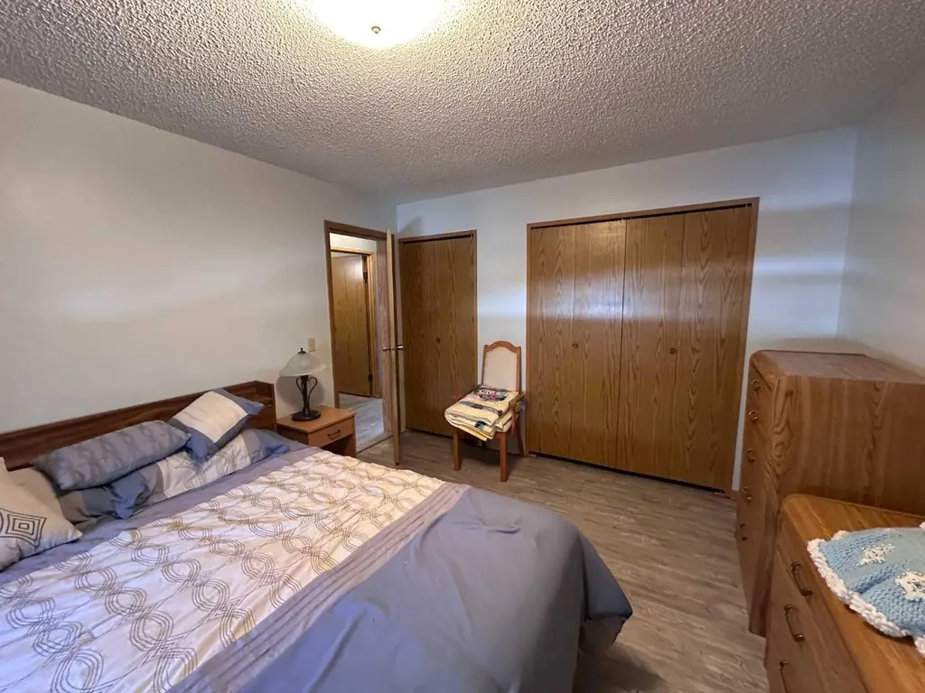 13428 Lakeland Drive Rural Lac La Biche County AB T0A 2C1