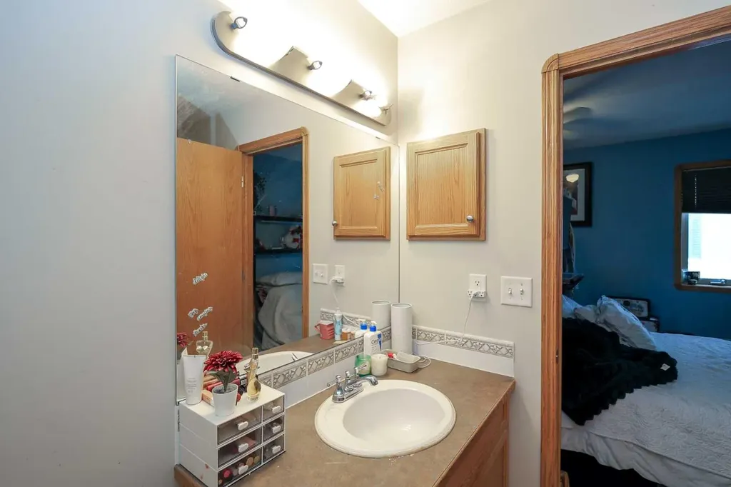 77 Duval Crescent Red Deer AB T4R 2Y7