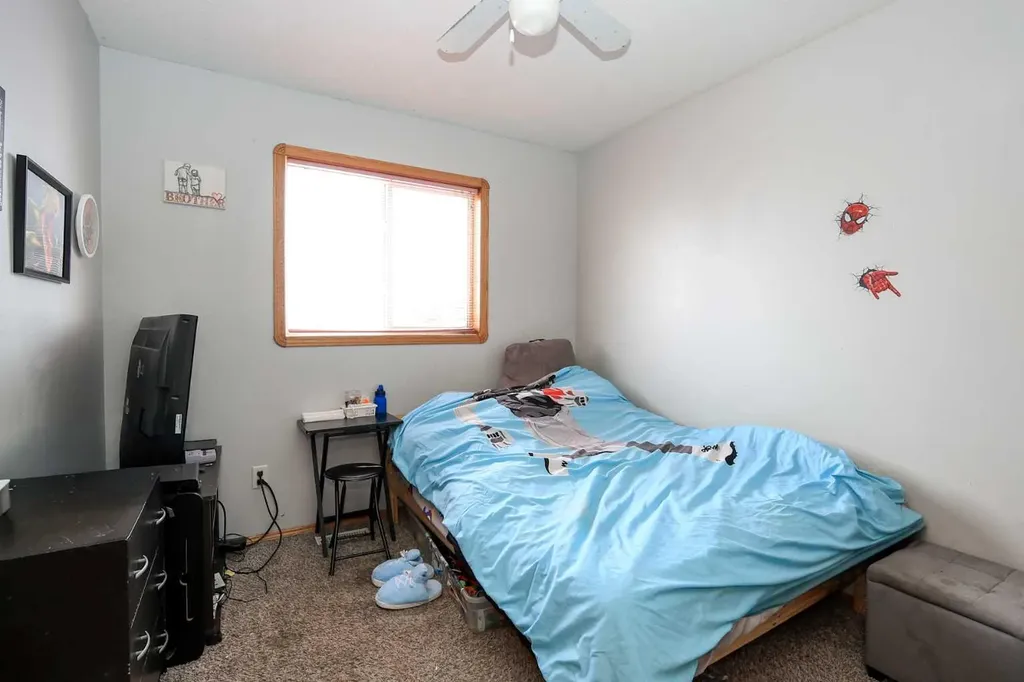 77 Duval Crescent Red Deer AB T4R 2Y7