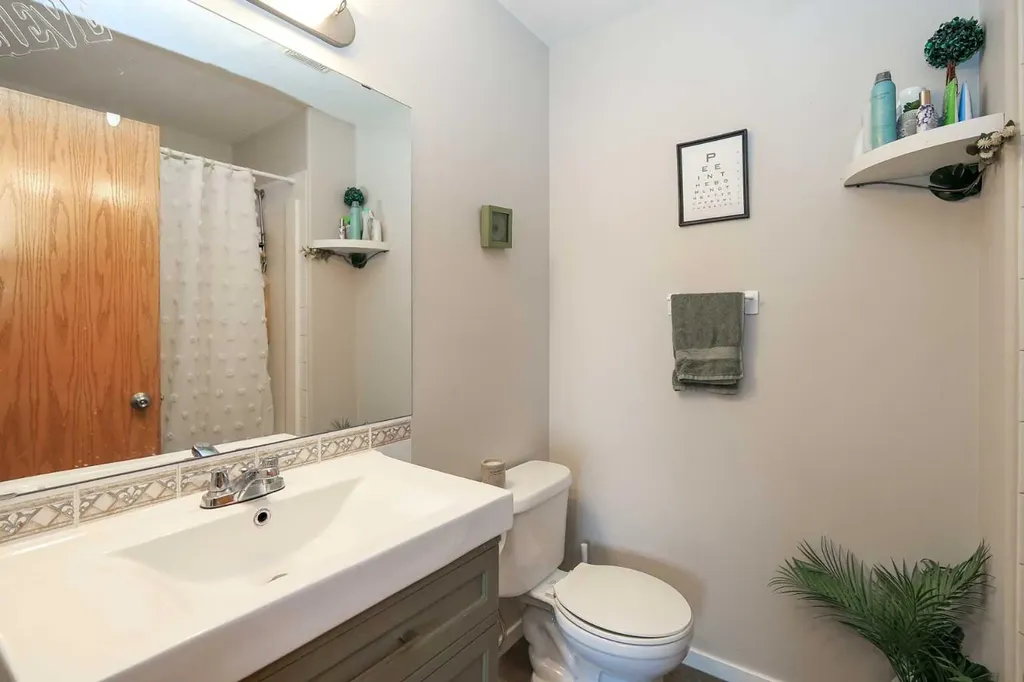 77 Duval Crescent Red Deer AB T4R 2Y7