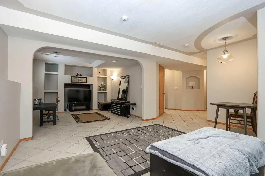 77 Duval Crescent Red Deer AB T4R 2Y7