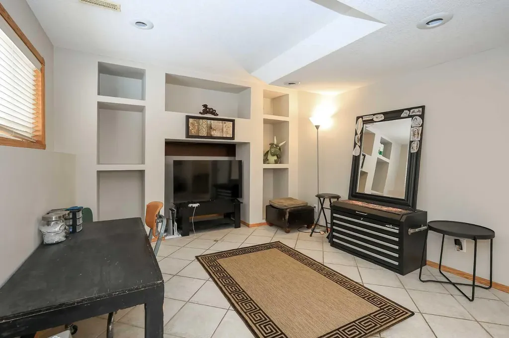 77 Duval Crescent Red Deer AB T4R 2Y7