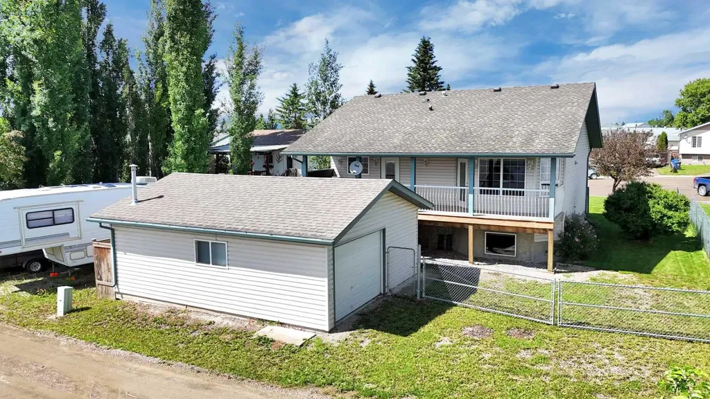 5823 60 Avenue Rocky Mountain House AB T4T 1K2