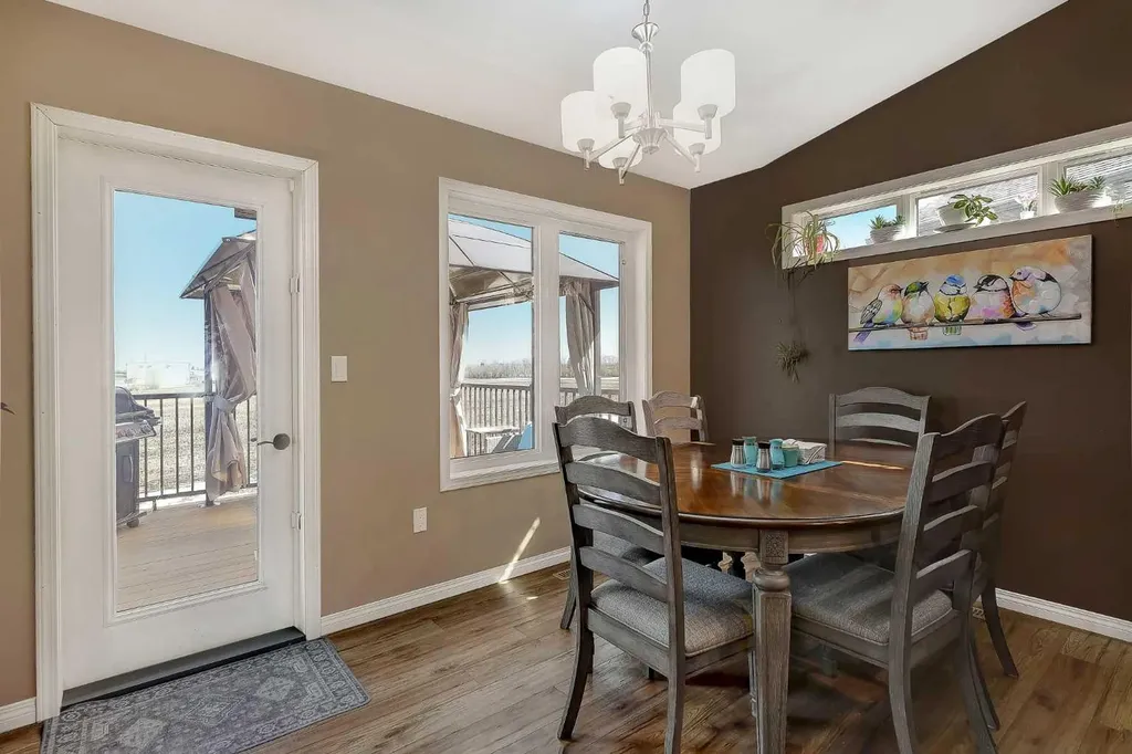 9312 102 Street Sexsmith AB T0H 3C0