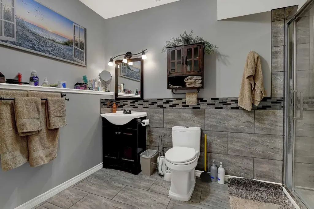 9312 102 Street Sexsmith AB T0H 3C0