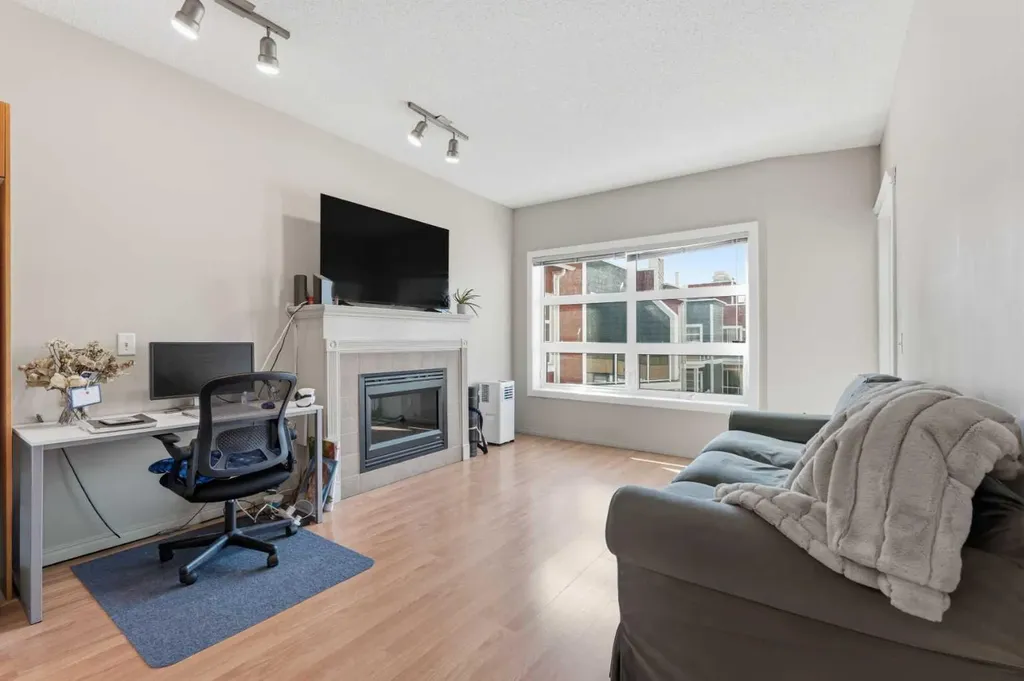 333 Riverfront Avenue SE Calgary AB T2G 5R1
